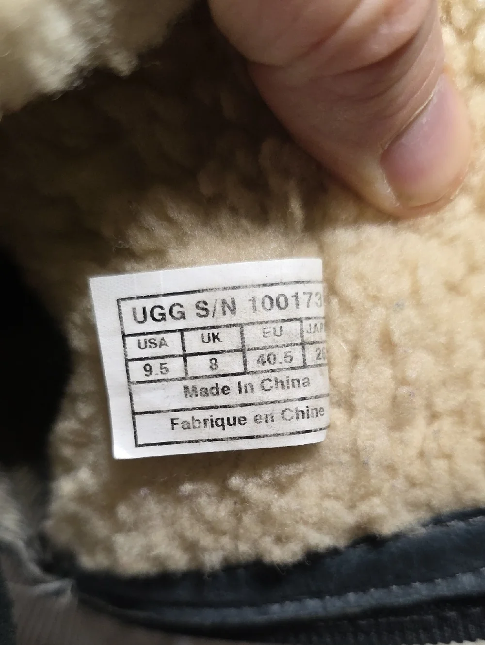 UGG Bellegarde Quilted Waterproof Winter Black Boots Womens Size 9.5